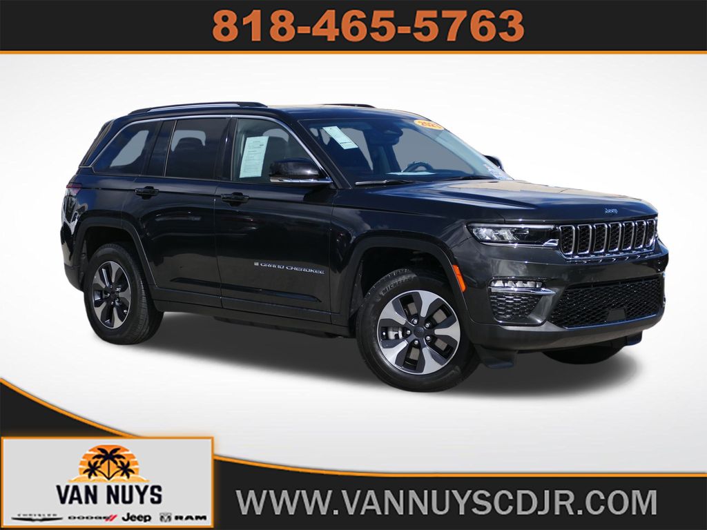 2023 Jeep Grand Cherokee 4xe's photo