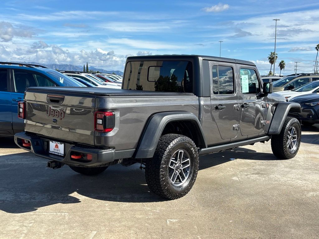 2024 Jeep Gladiator Mojave photo 3