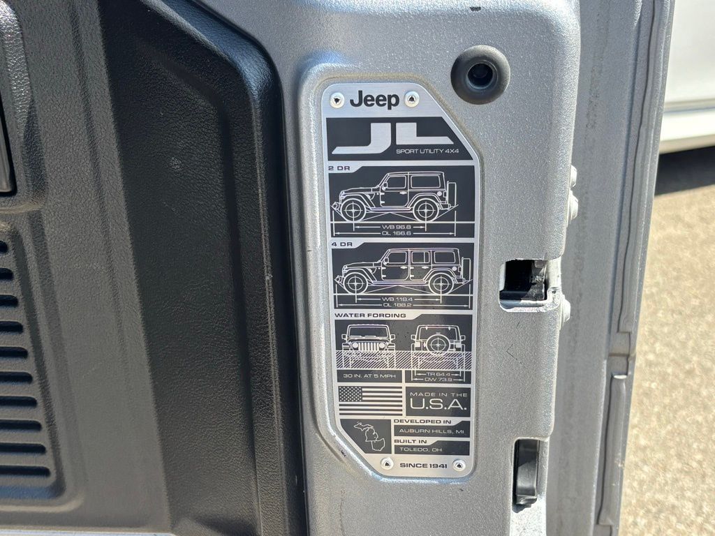2021 Jeep Wrangler Unlimited Sahara Altitude - Photo 23