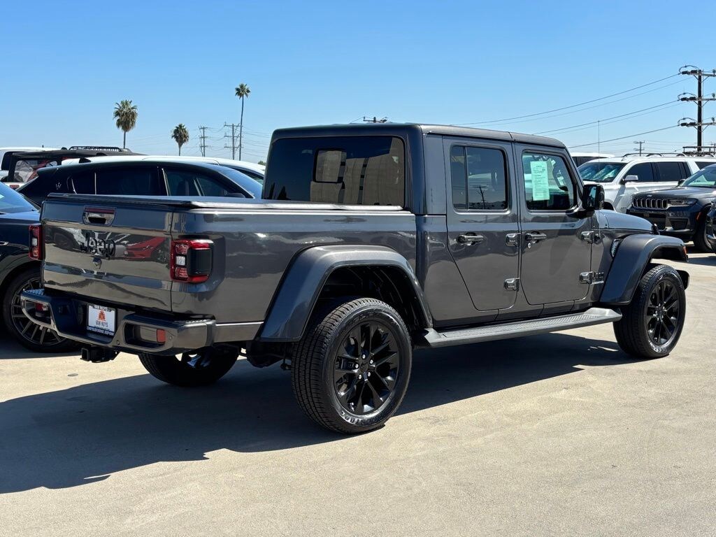 Used 2021 Jeep Gladiator Overland Truck Crew Cab