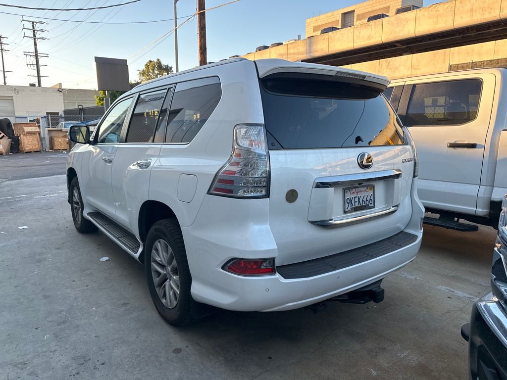 2023 Lexus GX 460 Premium photo 3