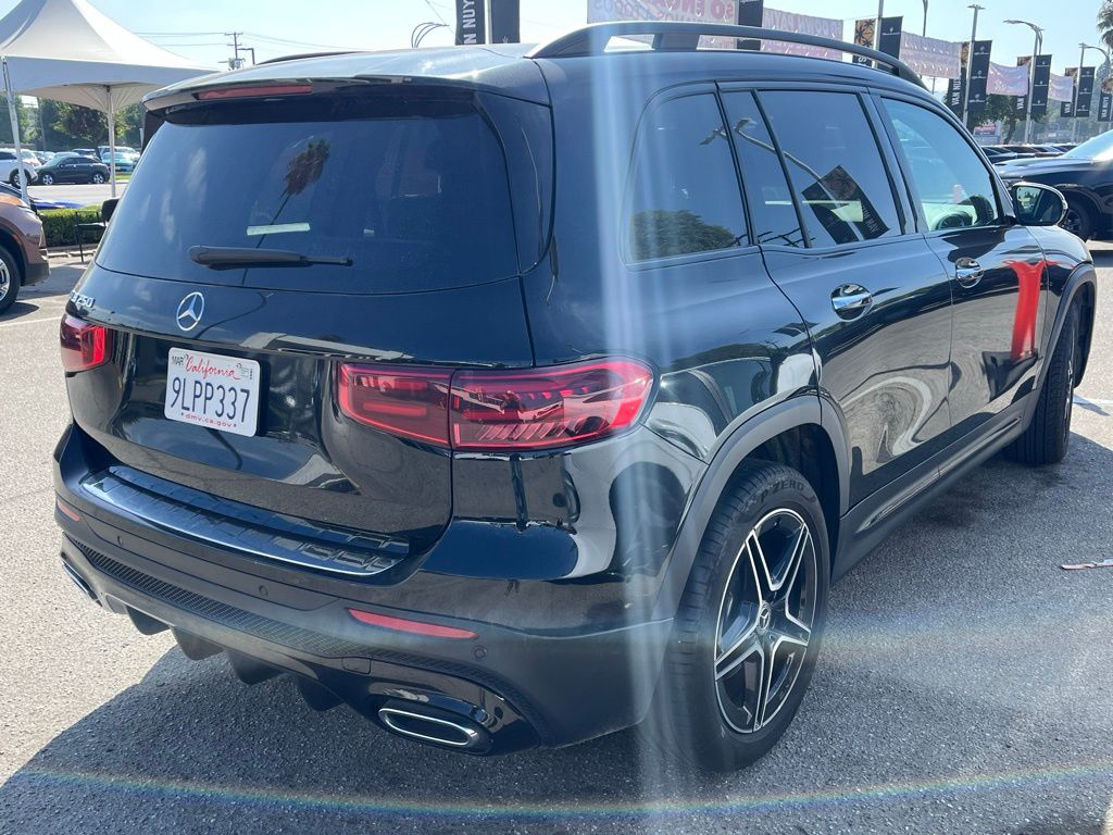 2024 Mercedes Benz GLB 250 photo 3