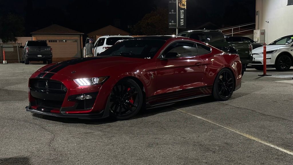 2020 Ford Mustang Shelby GT500 photo 2