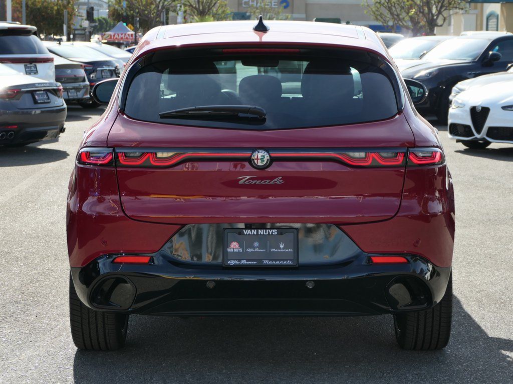 2025 Alfa Romeo Tonale photo 3