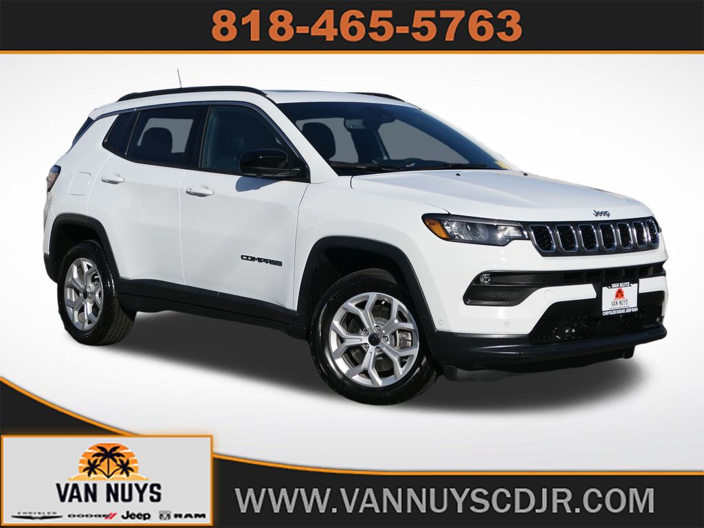 2025 Jeep Compass Latitude's photo
