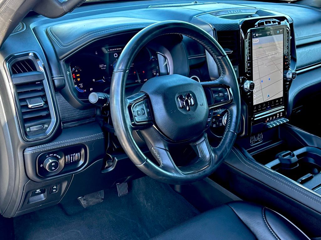 2023 RAM Ram 1500 Pickup Limited - Photo 12