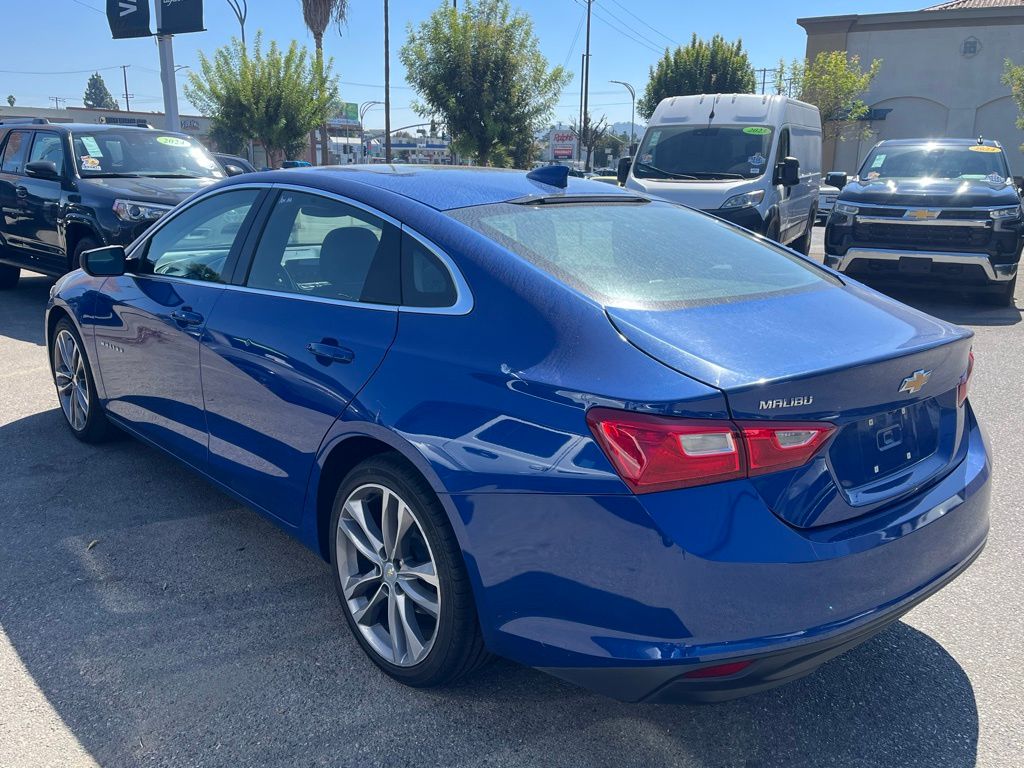 2023 Chevrolet Malibu 1LT photo 3