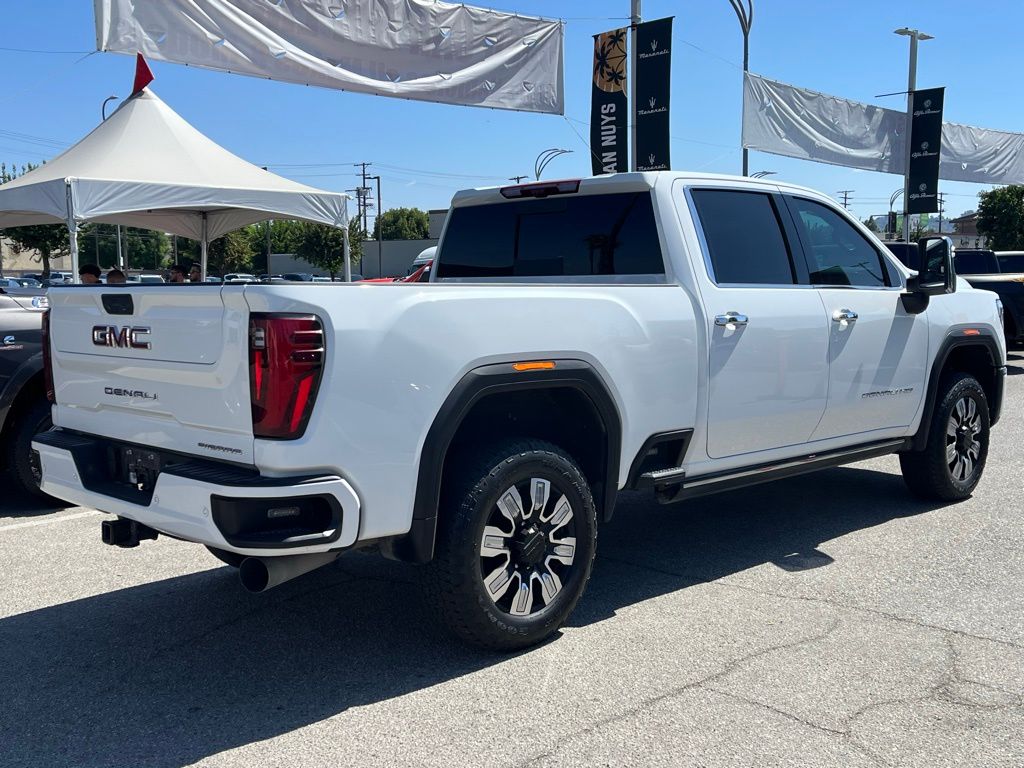 2025 Gmc Sierra 2500 HD Denali photo 3