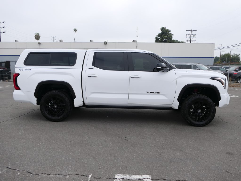 2025 Toyota Tundra Limited Platinum photo 2
