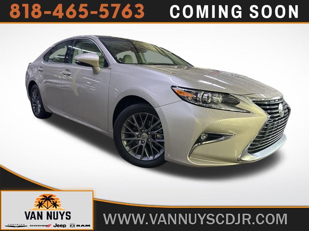 2018 Lexus ES 350's photo