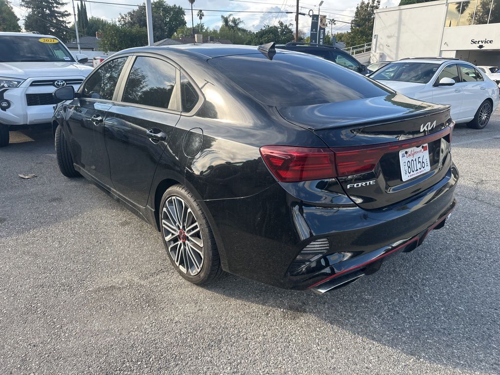 2022 Kia Forte GT photo 3