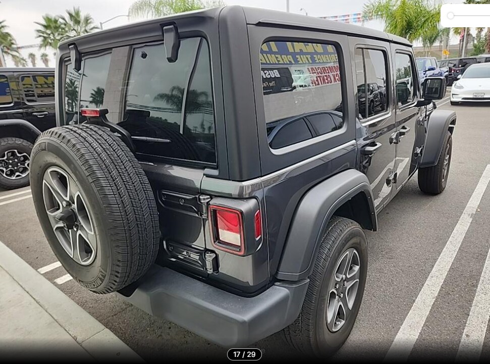 2022 Jeep Wrangler Unlimited Sport S photo 2