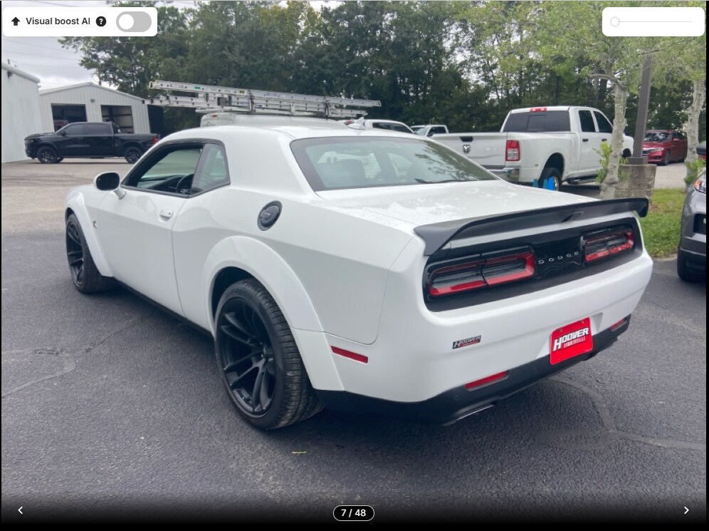 2023 Dodge Challenger R/T Scat Pack photo 2