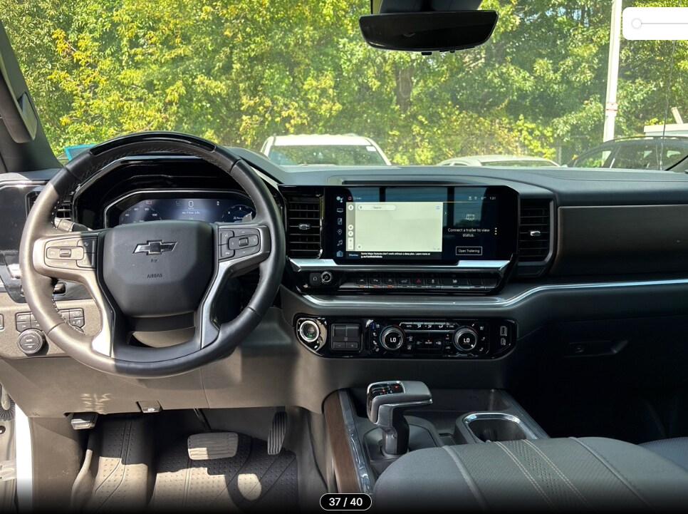 2024 Chevrolet Silverado 1500 High Country photo 3