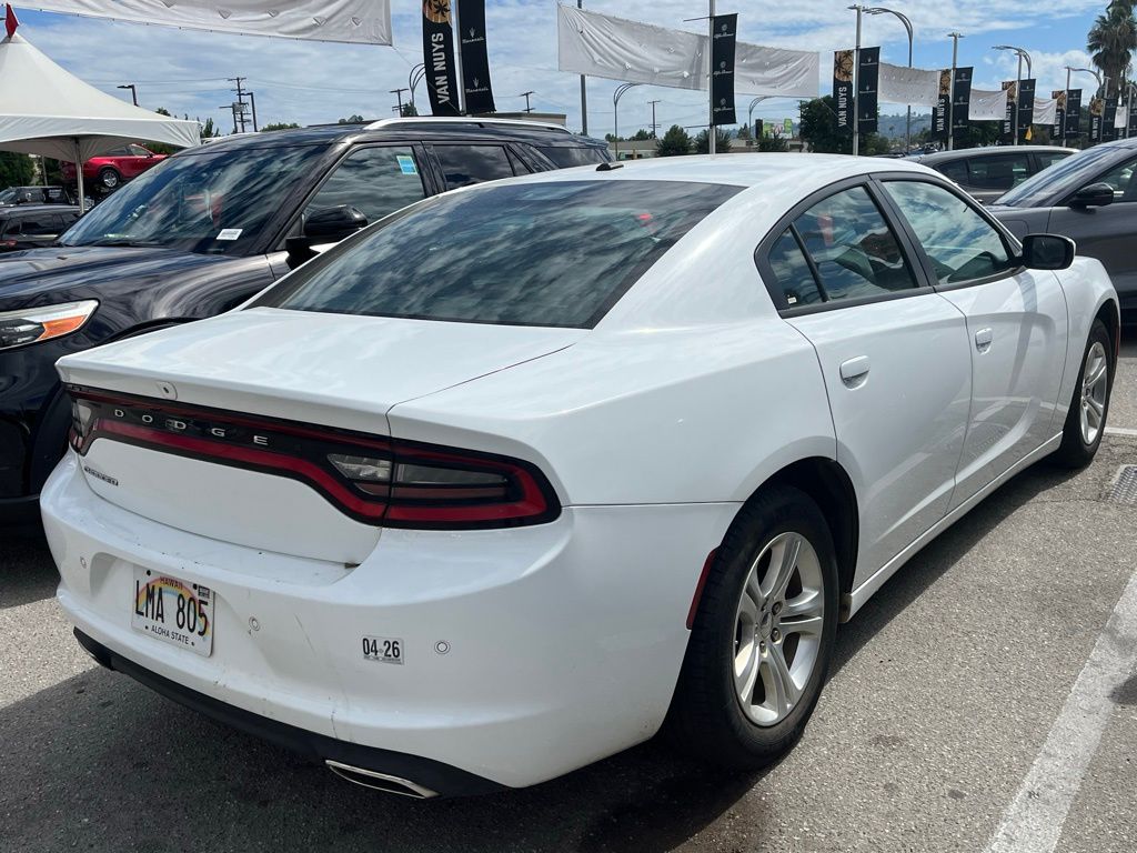 2022 Dodge Charger SXT photo 3