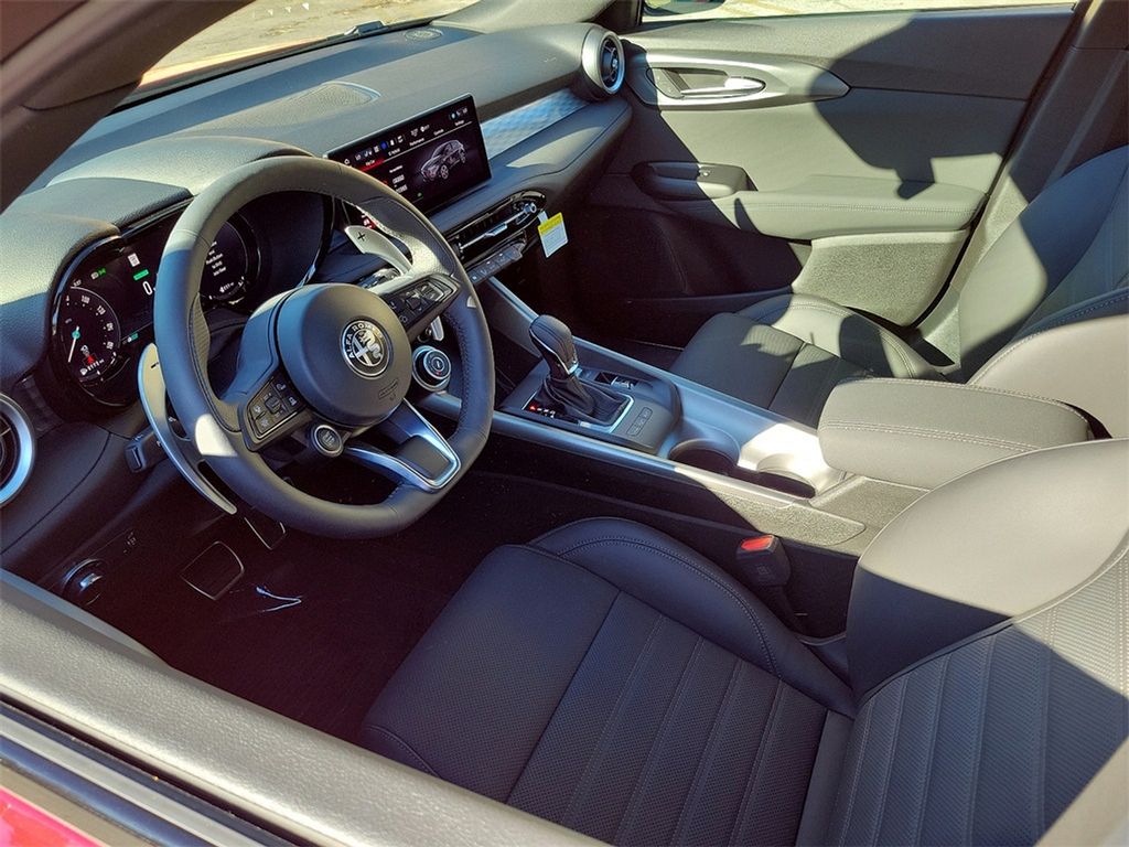 2024 Alfa Romeo Tonale photo 4