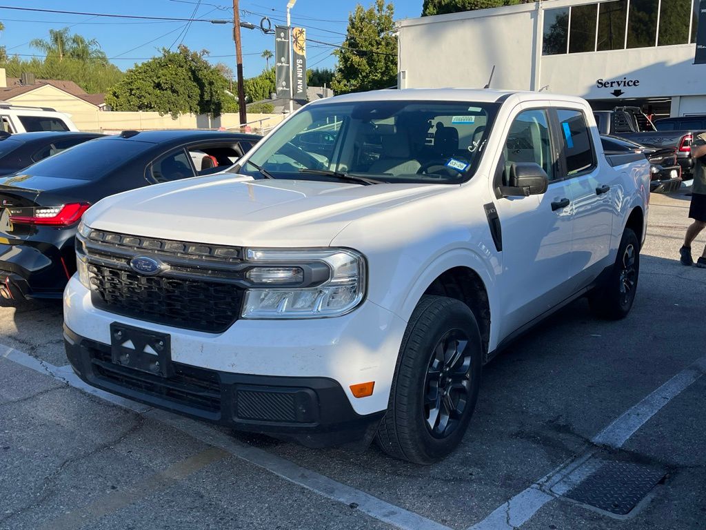 2022 Ford Maverick XLT photo 2