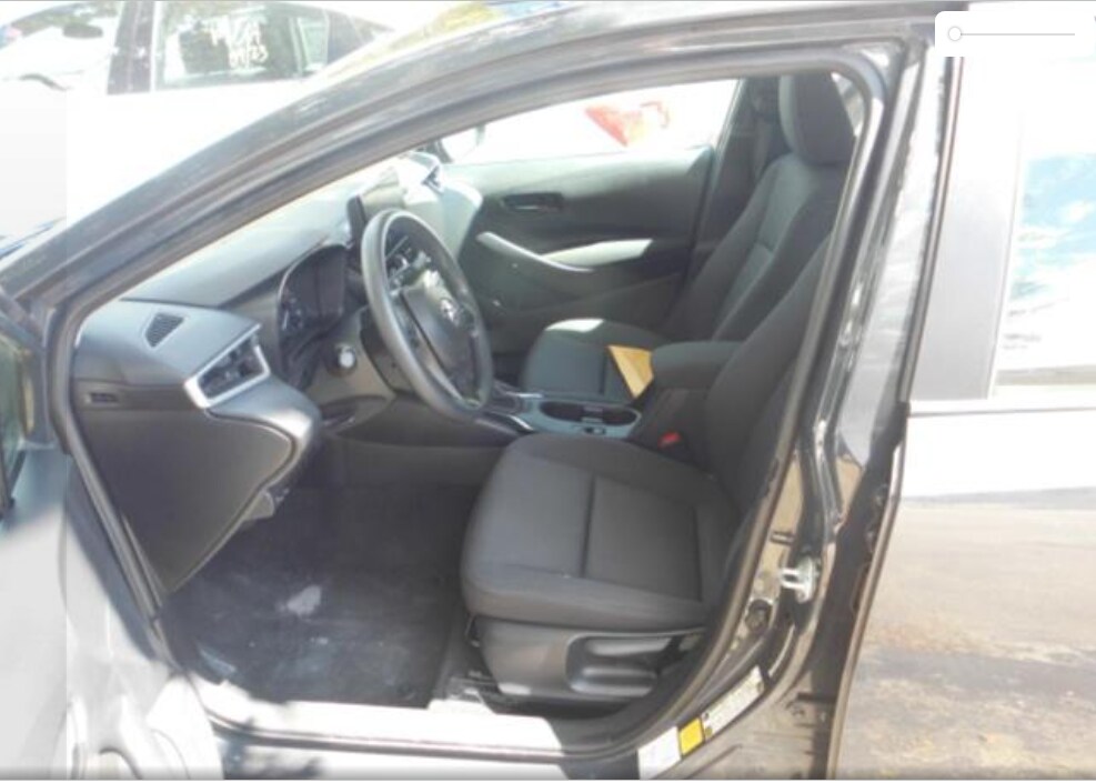 2024 Toyota Corolla LE photo 2
