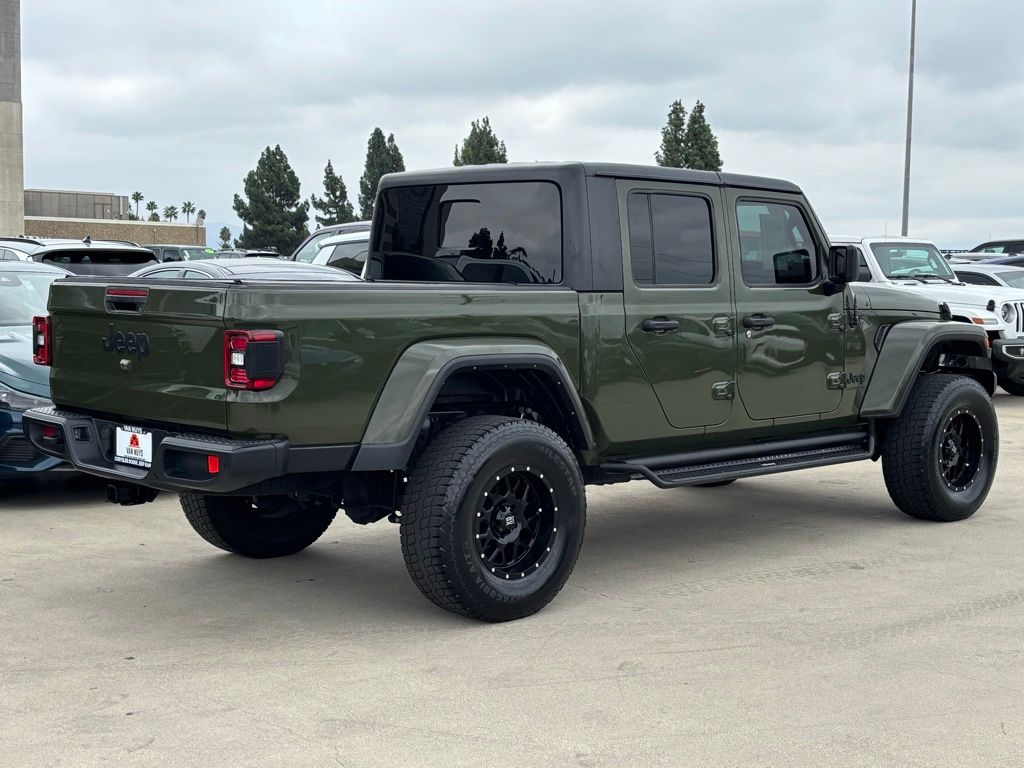 2021 Jeep Gladiator Sport photo 3