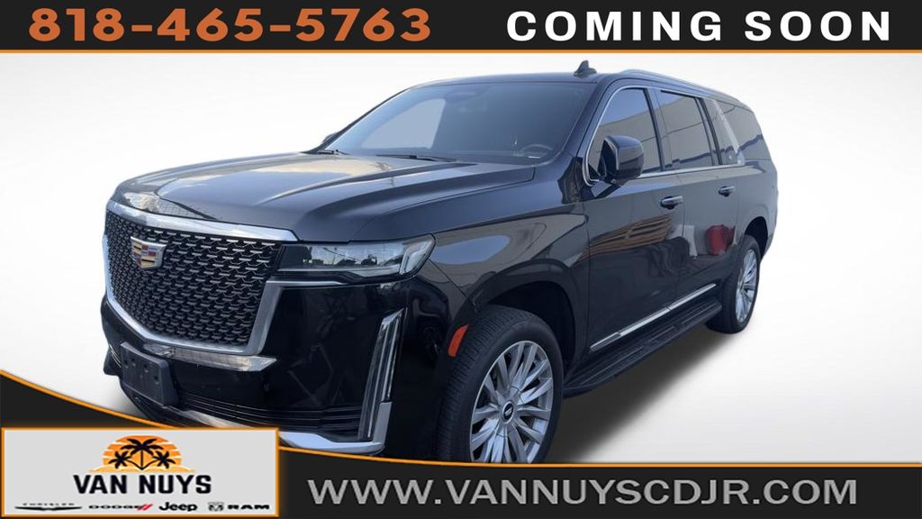 2023 Cadillac Escalade ESV Luxury's photo