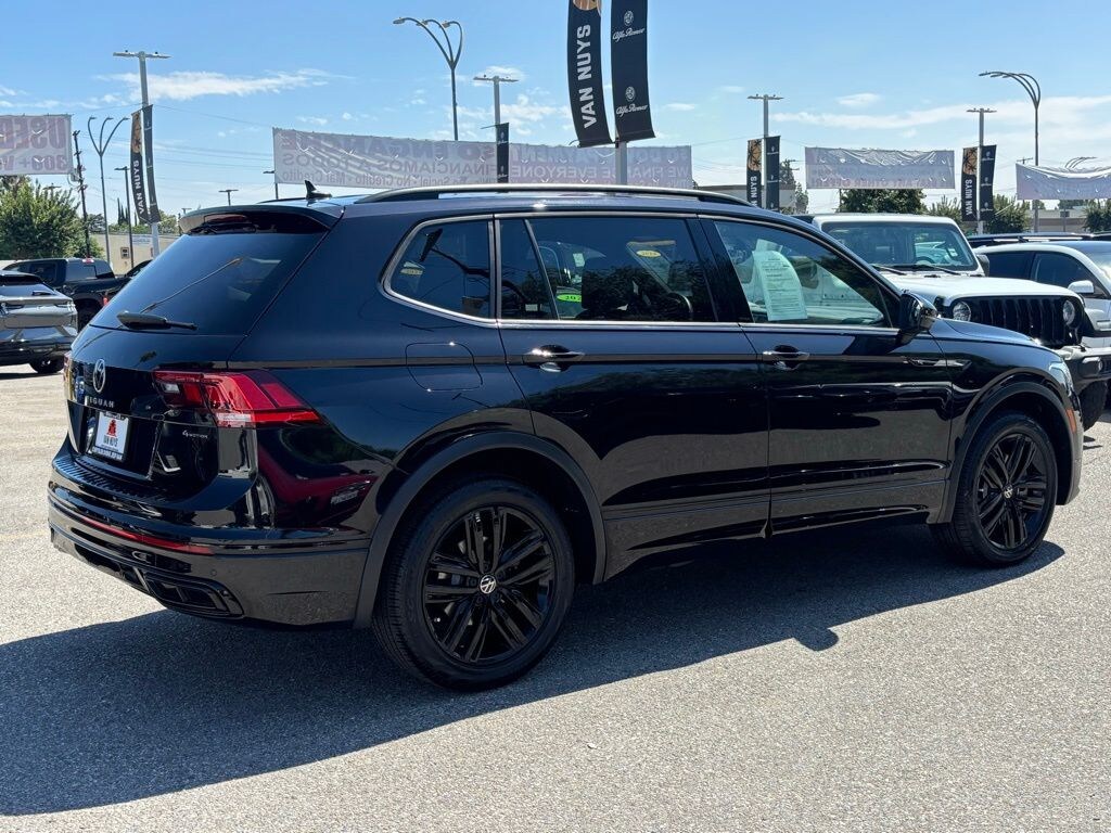 Used 2022 Volkswagen Tiguan 2.0T SE R-Line Black SUV