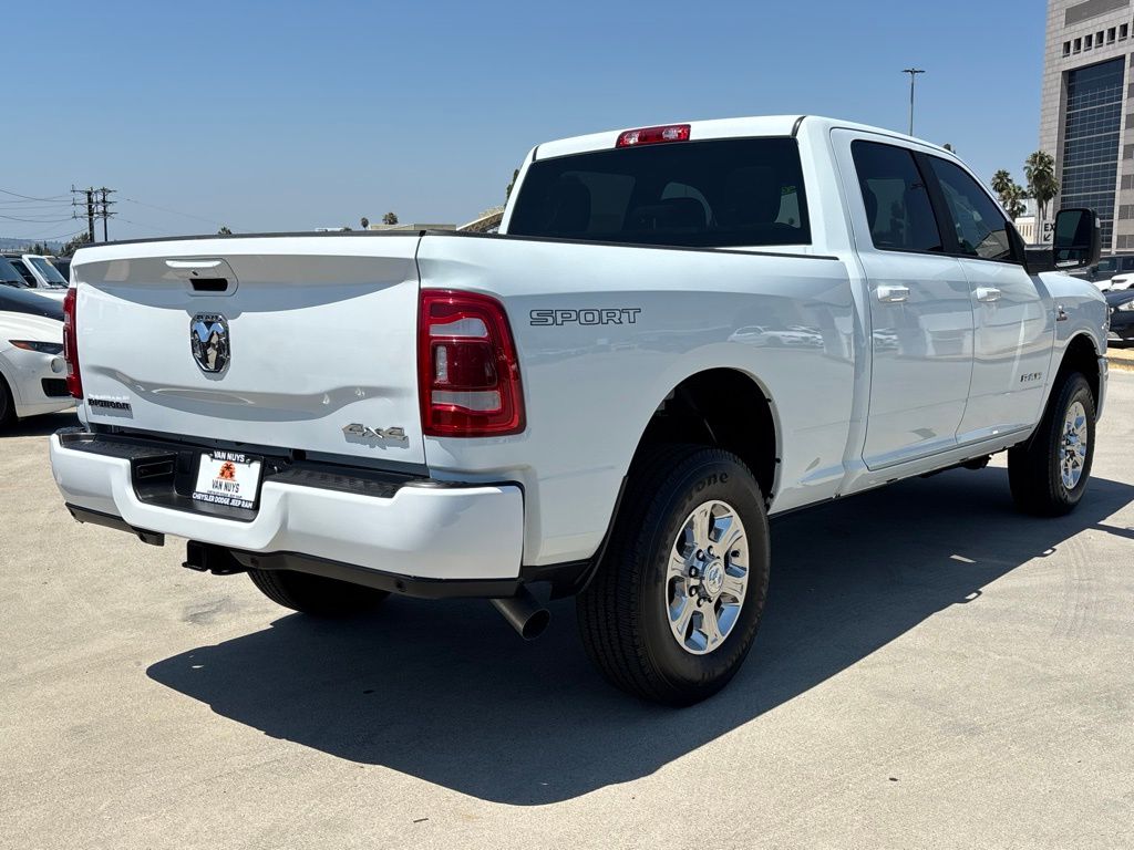 2024 Ram 3500 Big Horn photo 3