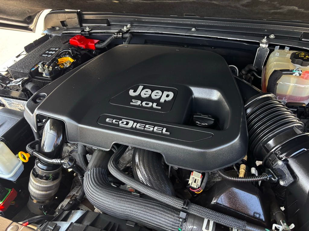 2021 Jeep Wrangler Unlimited Sahara Altitude - Photo 28
