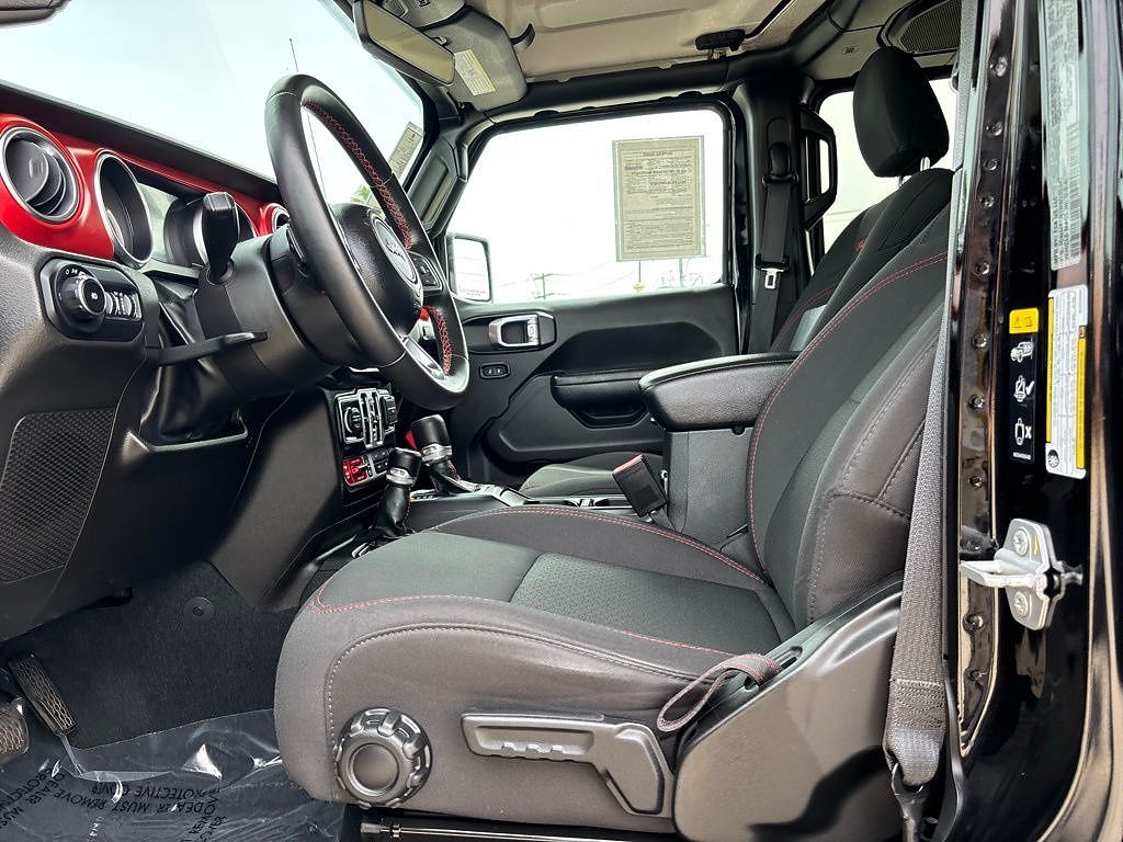 2022 Jeep Wrangler Unlimited Rubicon - Photo 12