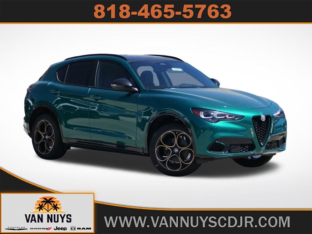 2025 Alfa Romeo Stelvio Intensa AWD's photo