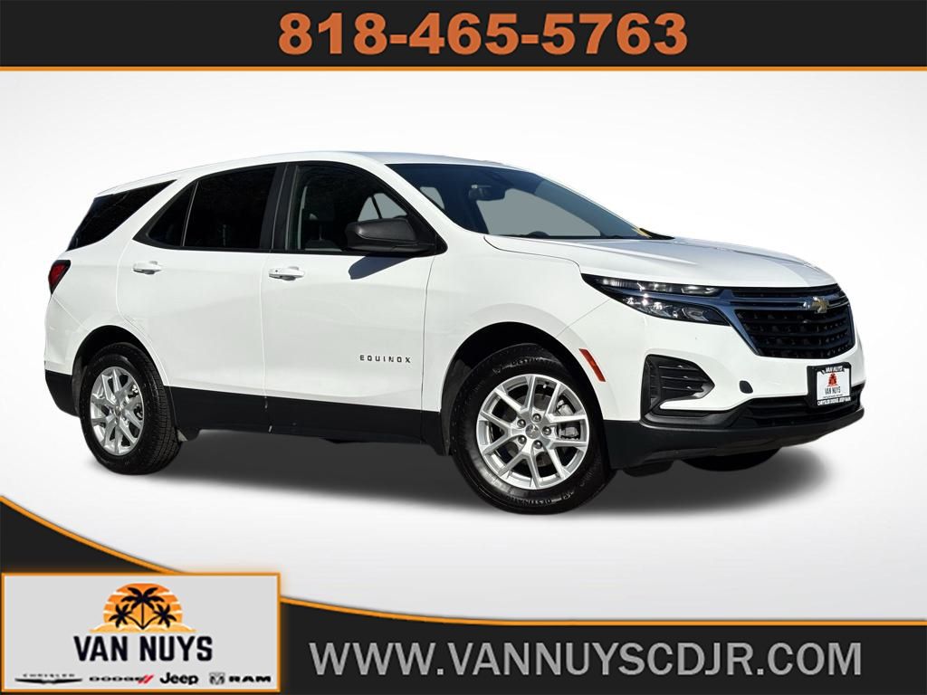 2024 Chevrolet Equinox LS's photo