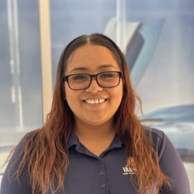 Staff member Samantha Meza from b1cd53b3f983