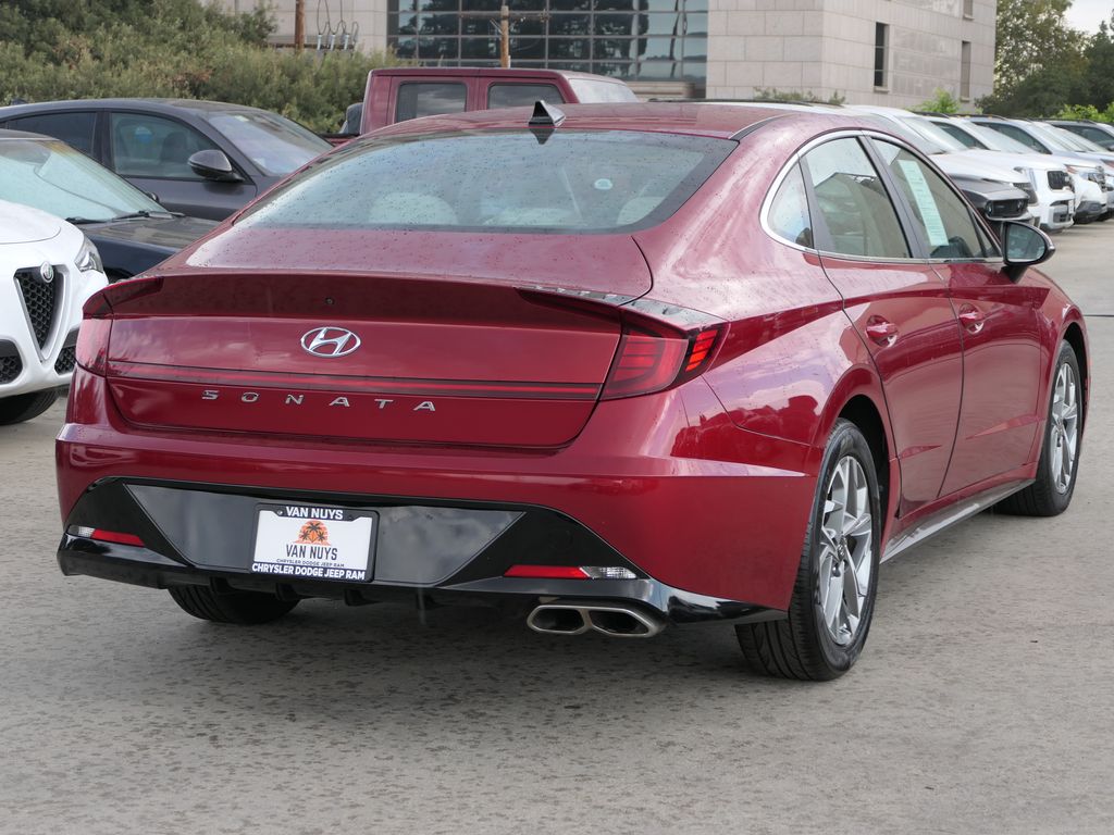 2023 Hyundai Sonata SEL photo 3