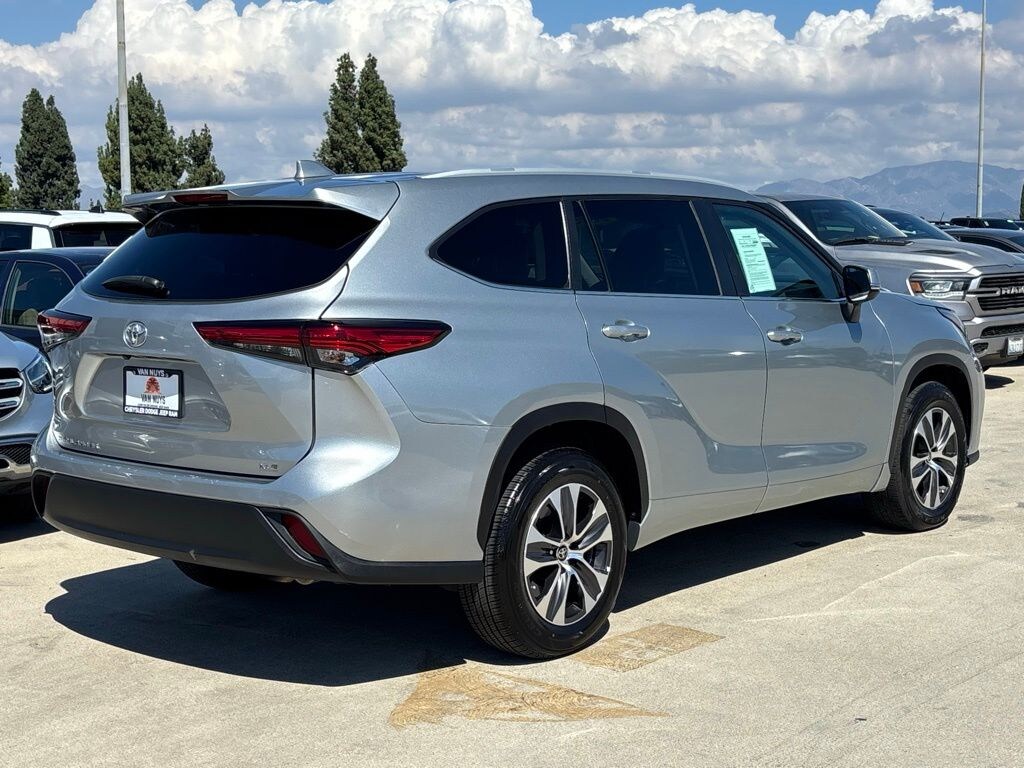 Used 2023 Toyota Highlander XLE SUV