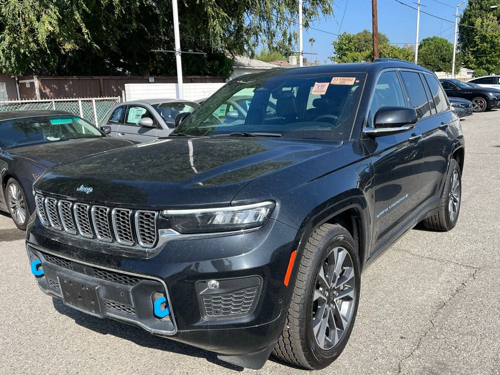 2023 Jeep Grand Cherokee Overland 4xe photo 2