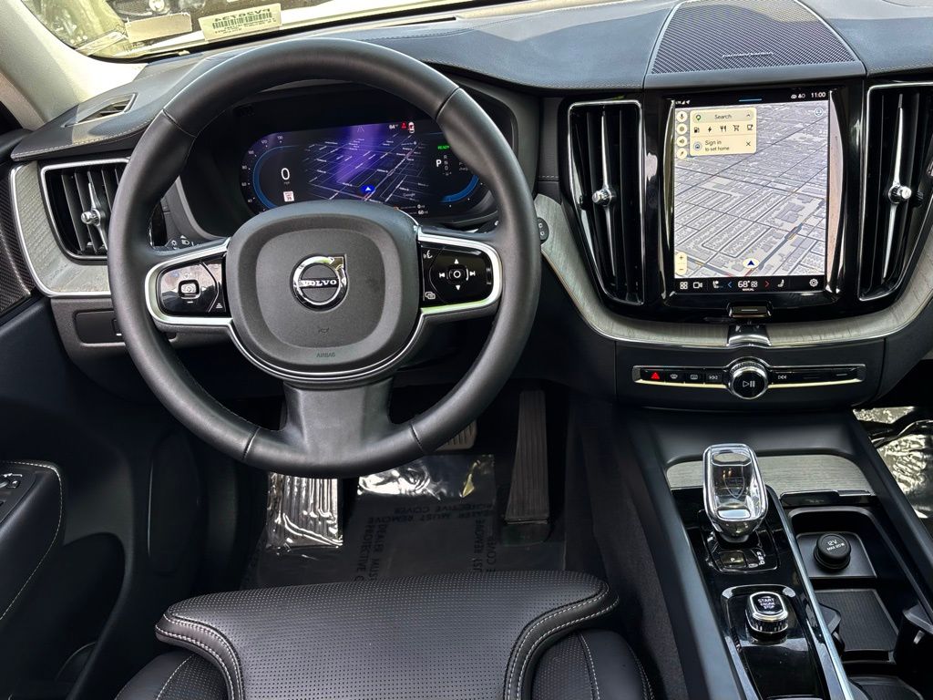 2025 Volvo XC60 Ultra - Photo 12