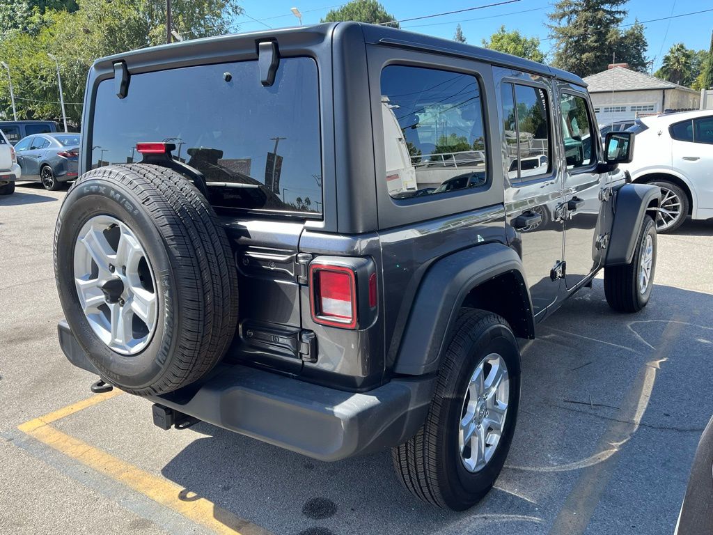 2022 Jeep Wrangler Unlimited Sport photo 3
