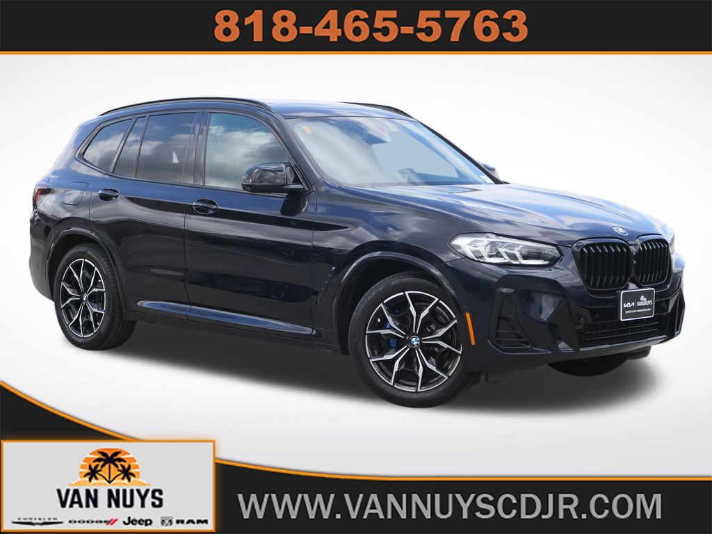 2022 BMW X3 40i's photo