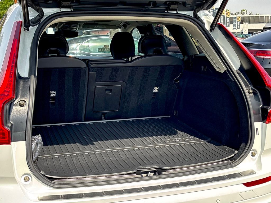 2025 Volvo XC60 Ultra - Photo 26