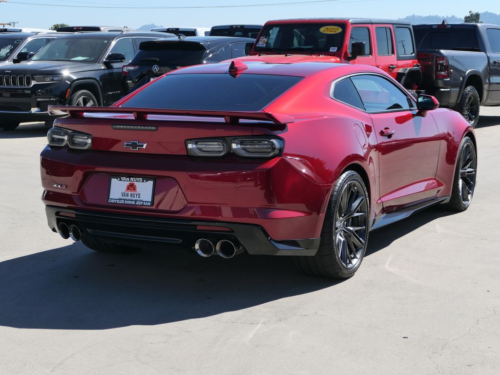 2023 Chevrolet Camaro ZL1 photo 2