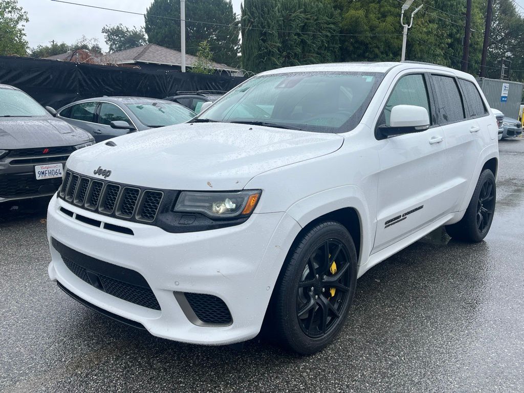 2021 Jeep Grand Cherokee Trackhawk photo 2