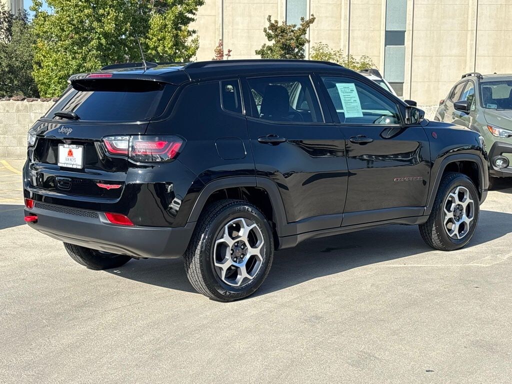 Used 2022 Jeep Compass Trailhawk SUV