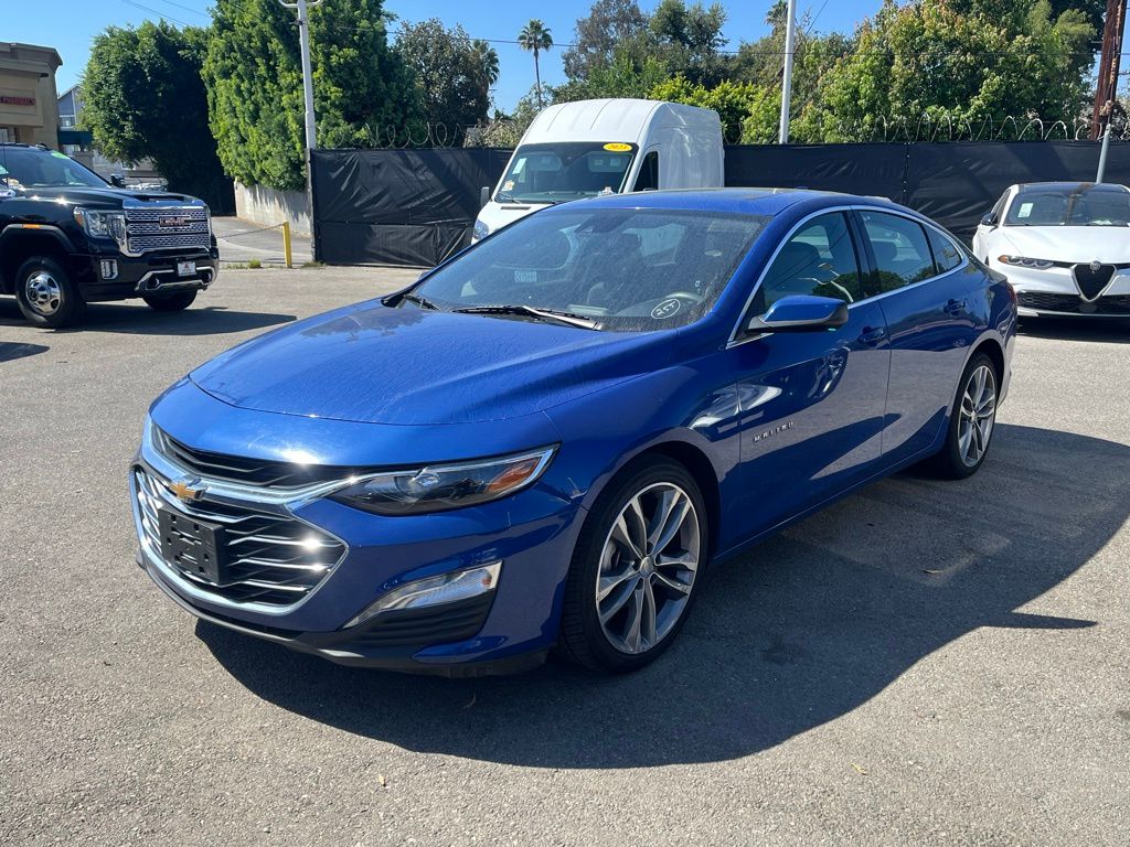 2023 Chevrolet Malibu 1LT photo 2