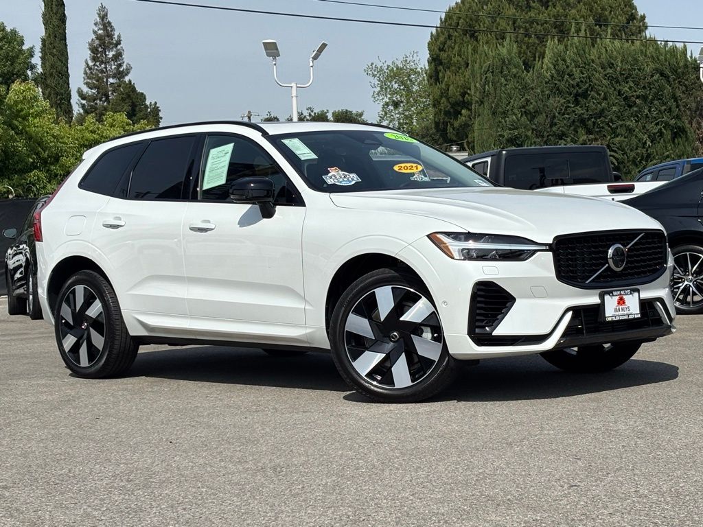 2025 Volvo XC60