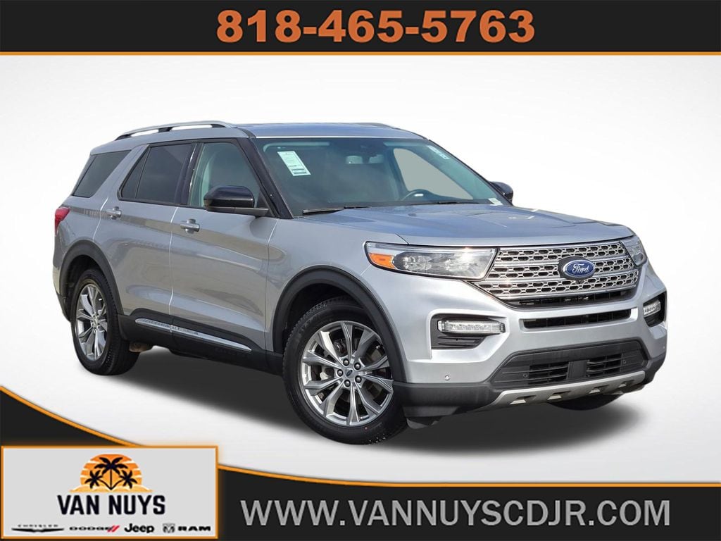 2023 Ford Explorer Limited's photo