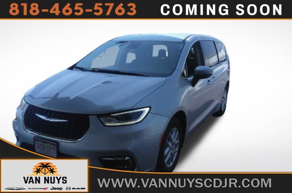 Used 2023 Chrysler Pacifica Touring L Van Passenger Van