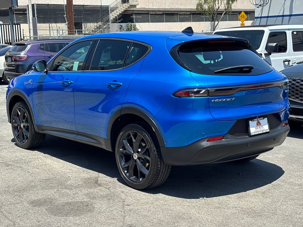 2024 Dodge Hornet GT photo 3