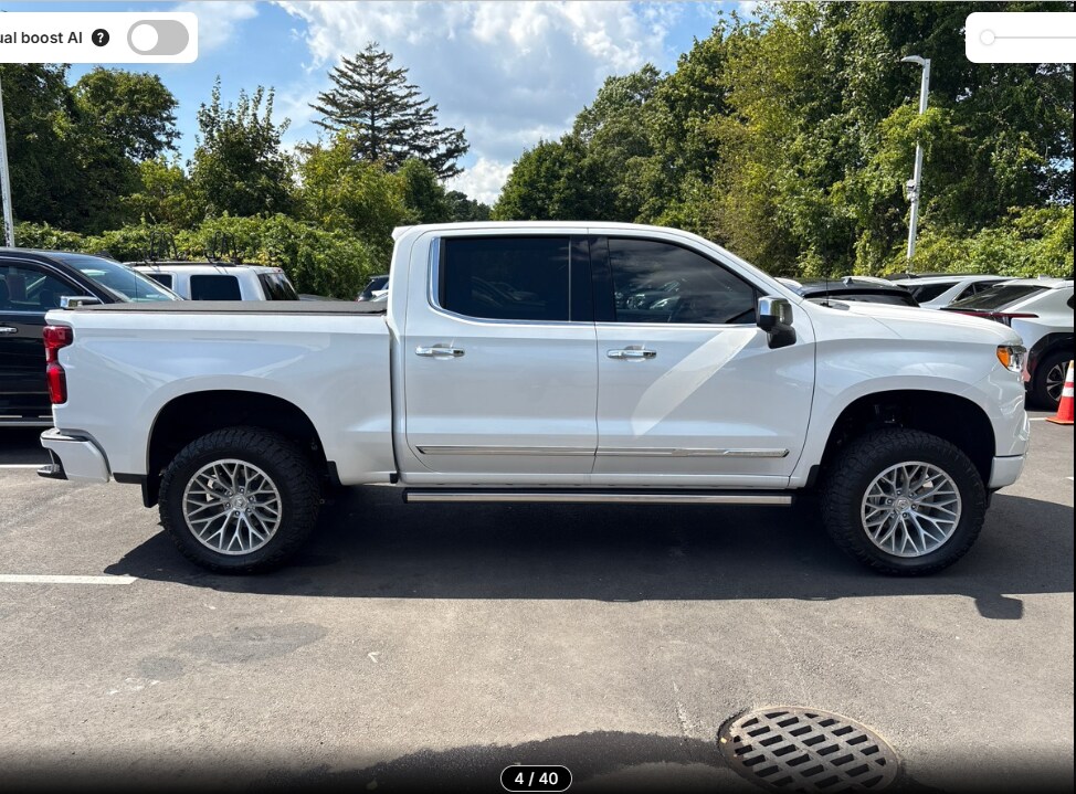 2024 Chevrolet Silverado 1500 High Country photo 2