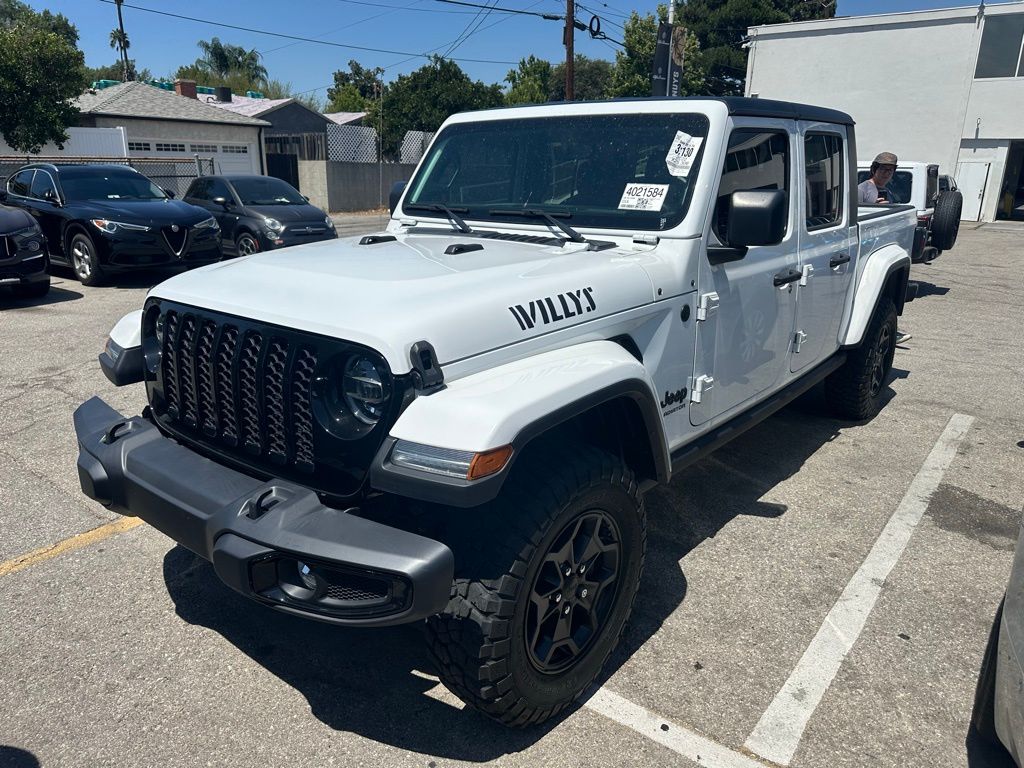2022 Jeep Gladiator Willys photo 2