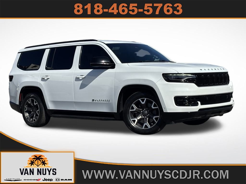 2023 Jeep Wagoneer Series III's photo