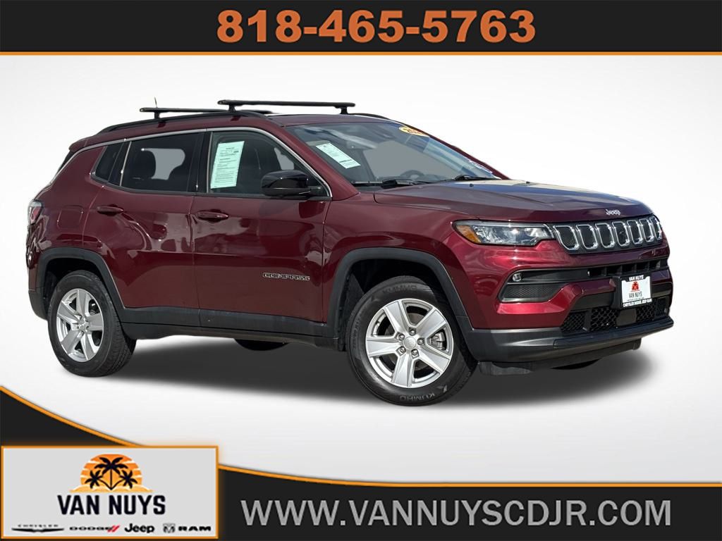 2022 Jeep Compass Latitude's photo